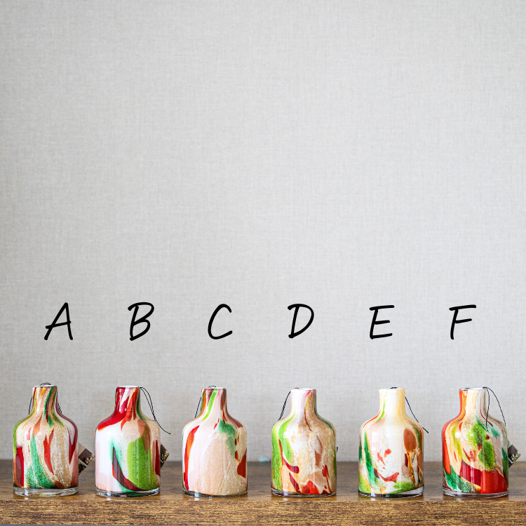 <img class='new_mark_img1' src='https://img.shop-pro.jp/img/new/icons6.gif' style='border:none;display:inline;margin:0px;padding:0px;width:auto;' />FIDRIO(フィデリオ) Bottled by fidrio half フラワーベース Mixed colours 花瓶 ガラス