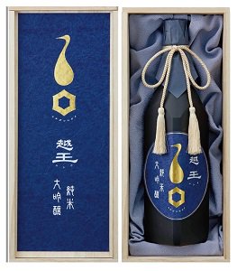 越後鶴亀 越王 （こしわ） 純米大吟醸 菖蒲 （あやめ） 720ml