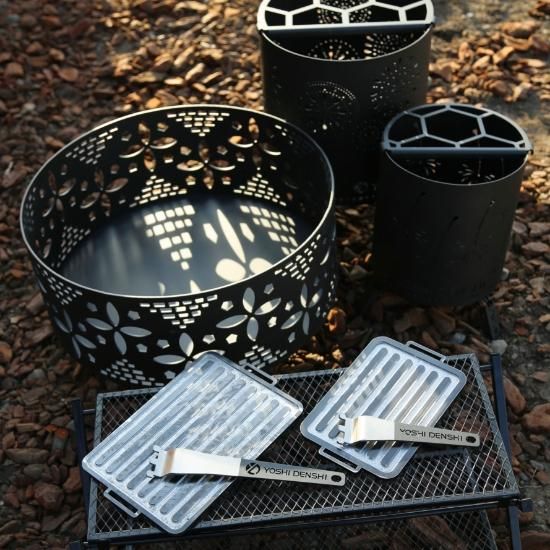 焚火台用薪　樫・桜　細割　長さ30㎝　トラック平済み28000円 焚火台用薪 樫・桜 細割 長さ30㎝ トラック平済み28000