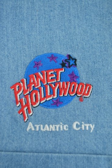 古着 PLANET HOLLYWOOD プラネットハリウッド 胸ロゴ刺繍 デニム