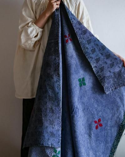 <img class='new_mark_img1' src='https://img.shop-pro.jp/img/new/icons8.gif' style='border:none;display:inline;margin:0px;padding:0px;width:auto;' />Vintage Overdye Kantha Quilt219151