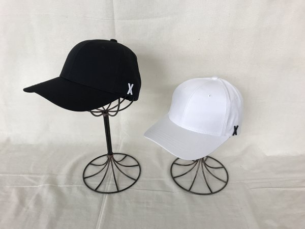 <img class='new_mark_img1' src='https://img.shop-pro.jp/img/new/icons20.gif' style='border:none;display:inline;margin:0px;padding:0px;width:auto;' />VARZARMatto stud over fit ball cap