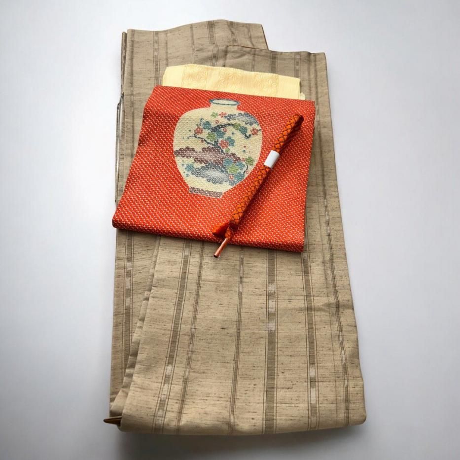 オシャレ！ぜんまい紬　うす茶　着物　和装 オシャレ！ぜんまい紬 うす茶 着物 和装