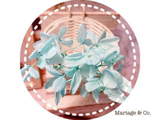 ヘアアクセサリーベビーブルーカラーの花飾り - ヘアピン