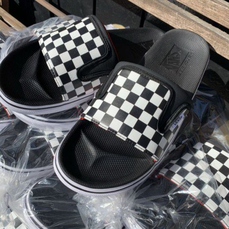 Checker van outlet slides