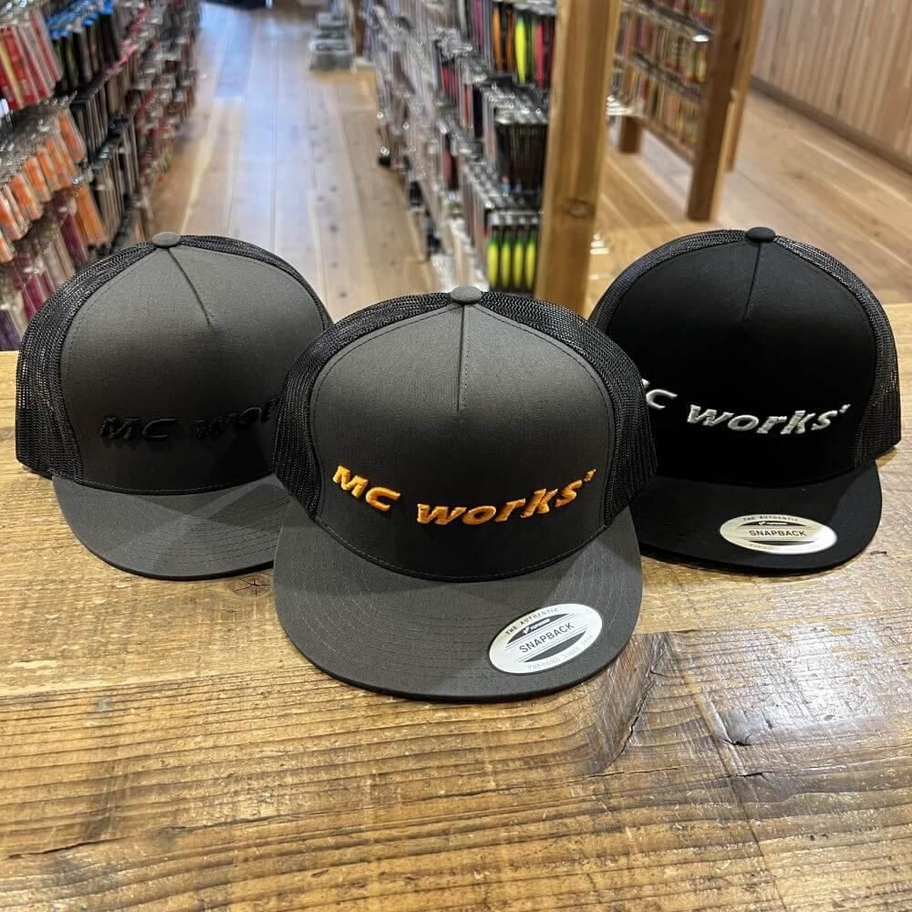 MCワークス ハーフメッシュフラットバイザーキャップ
