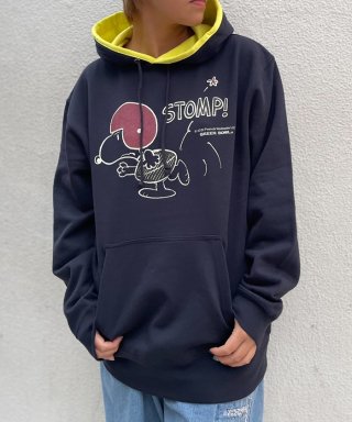 <img class='new_mark_img1' src='https://img.shop-pro.jp/img/new/icons20.gif' style='border:none;display:inline;margin:0px;padding:0px;width:auto;' />スヌーピー【SNOOPY】Sweat Pullover Parka(STOMP!柄)