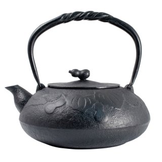 Nambu Ironware, Iron Kettle, HISAGO (Gourd), black,1.2L
