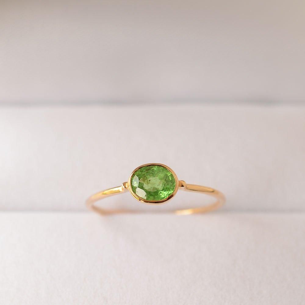 10k グリーンサファイアリング11号 10k グリーンサファイアリング11号 K18グリーンサファイアリング