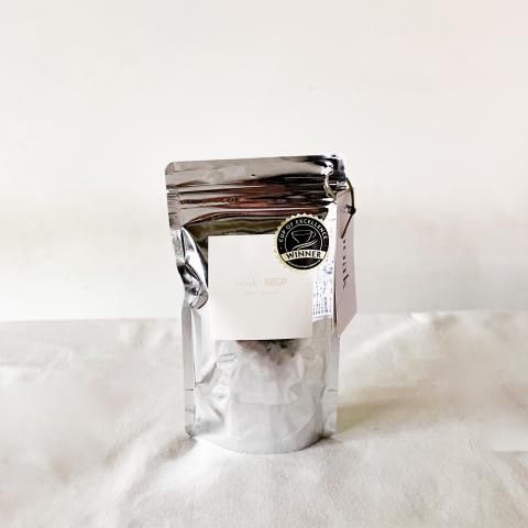 ooak coffee  Tieup<br>"INDONESIA"<br>BENGKOLAN DUA FARM Dry Hulled<br>WHOLE 100g<img class='new_mark_img2' src='https://img.shop-pro.jp/img/new/icons5.gif' style='border:none;display:inline;margin:0px;padding:0px;width:auto;' />