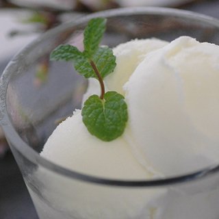 ジャージー生乳アイスクリームの商品画像