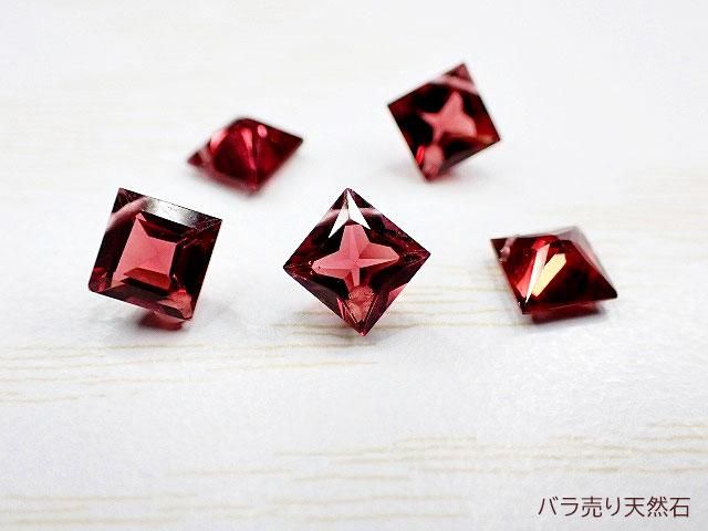 ルースに穴開け！宝石質！ガーネット｜AAA｜ダイヤカット・約8x8x2.9～8.3x8.3x4.1mm【1個298円】 -  バラ売り天然石｜天然石ビーズのバラ売り専門店