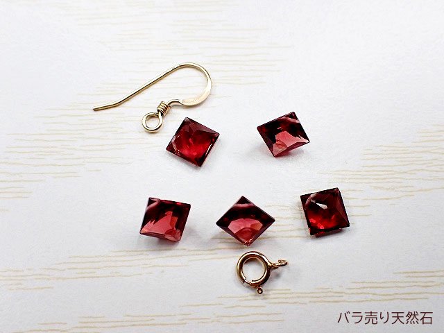 ルースに穴開け！宝石質！ガーネット｜AAA｜ダイヤカット・約8x8x2.9～8.3x8.3x4.1mm【1個298円】 -  バラ売り天然石｜天然石ビーズのバラ売り専門店