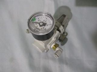  SMC ARP20K-02BG-Y  SET PRESS 0.005-0.4MPa