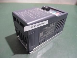  MITSUBISHI FR-D720S-0.1K 200V С