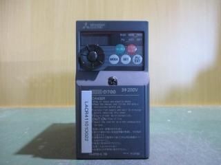  MITSUBISHI FR-D720-0.75K 200V С