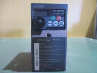  MITSUBISHI FR-D720-0.4K 200V С