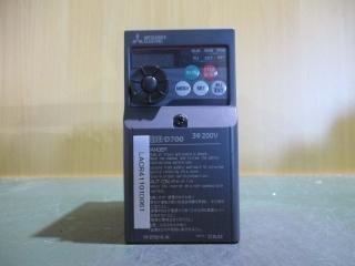  MITSUBISHI FR-D720-0.4K 200V С