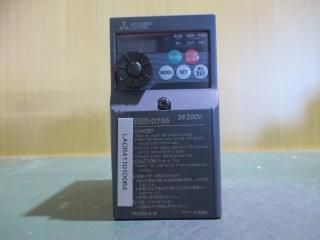  MITSUBISHI FR-D720-0.4K 200V С