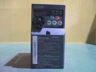  MITSUBISHI FR-D710W-0.2K 100V С