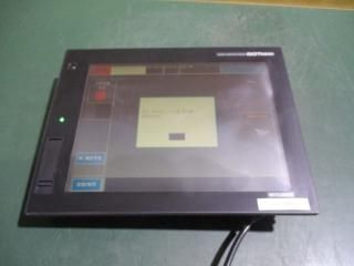  MITSUBISHI GT1685M-STBA 110-240VAC 50/60Hz +UNIT GT15-QBUS OK