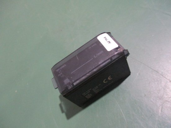 中古 KEYENCE 流量センサ アンプ FD-V40A - growdesystem