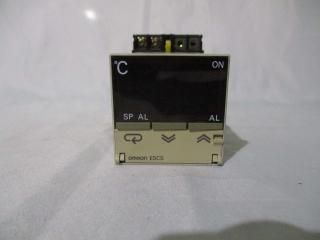  (omron) ޥåS ŻҲĴ(ץ饰󥿥) E5CS-R1KJU  AC100-240