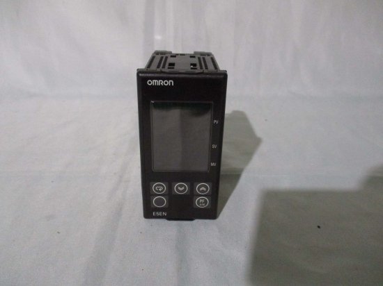 中古 Omron サーマックNEO 温度調節器(デジタル調節計 ベーシック