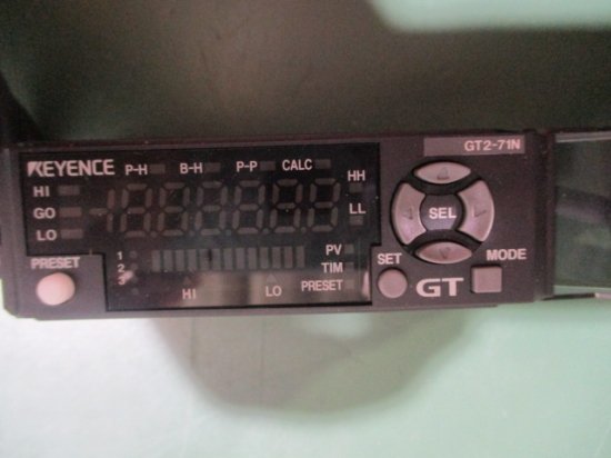 中古 KEYENCE GT2-71N 接触式デジタルセンサアンプ - growdesystem