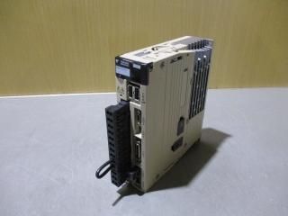  YASKAWA ܥѥå SGDV-R70A11A SERVOPACK 50W