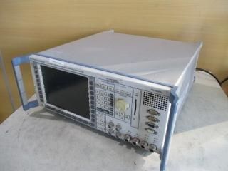 Rohde & Schwarz CMU200 Universal Radio Communication Tester 1100.0008.02