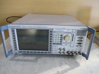 Rohde & Schwarz CMU200 Universal Radio Communication Tester 1100.0008.02