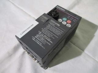  MITSUBISHI INVERTER FR-E720-0.1K С 200V