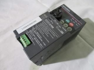  MITSUBISHI INVERTER FR-E720-0.1K С 200V