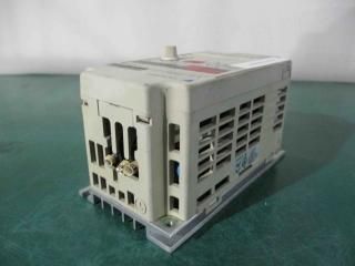  YASKAWA Vs mini J7 CIMR-J7AA20P1 С