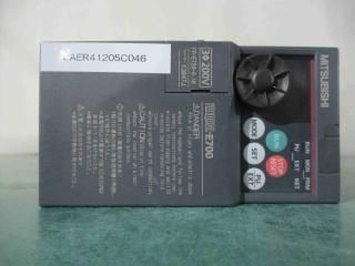  MITSUBISHI INVERTER FR-E720-0.1K С 200V
