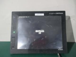  MITSUBISHI GT1685M-STBA 100-240VAC 50/60Hz OK