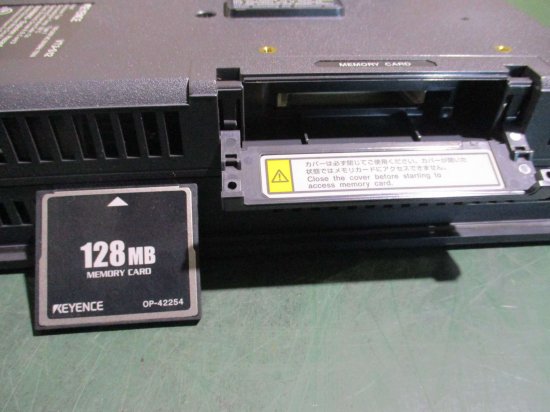 中古 KEYENCE タッチパネル VT3-S12 100-240VAC 50/60Hz 通電OK - growdesystem