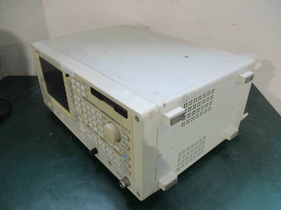 中古 Advantest R3132 SPECTRUM ANALYZER 9kHz - 3GHz スペクトラムアナライザー 200VA MAX  50/60Hz 通電OK - growdesystem