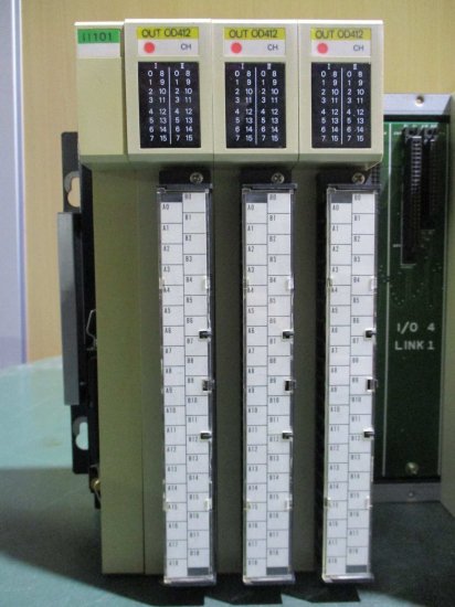 中古 OMRON C500-PS221 / CPU11-V1 SYSMAC / PRO23 3G2A5-PRO23 / OD412  3G2A5-OD412*3/II101/ Bc051 - growdesystem