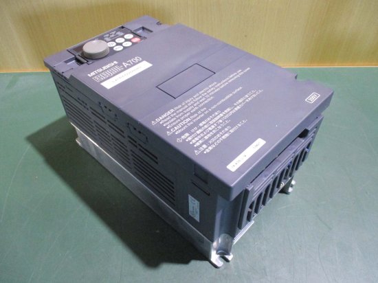 中古 MITSUBISHI FREQROL-A700 INVERTER FR-A720-1.5K インバーター 1.5kW - growdesystem