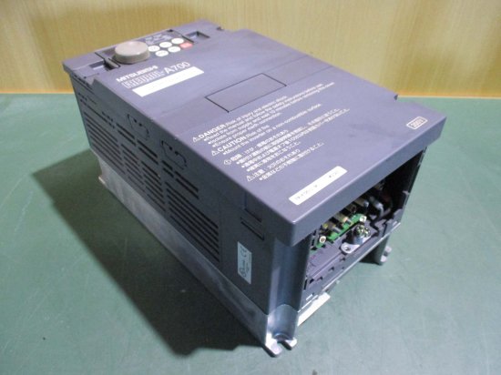 中古 MITSUBISHI FREQROL-A700 INVERTER FR-A720-1.5K インバーター