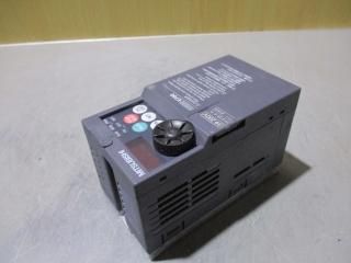  MITSUBISHI INVERTER FR-E720-0.1K С 200V