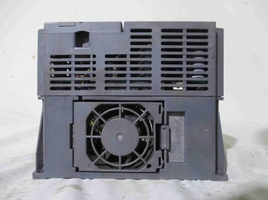 中古MITSUBISHI INVERTER FR-E720-3.7KNC インバータ 三相 200-240V