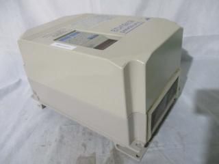  YASKAWA CLASS INVERTER CIMR-VGA20P7 AC 3PH 0-200V 1.5KVA