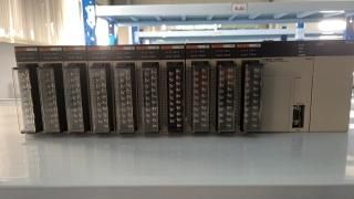  OMRON C200HW-BC101 SYSMAC C200HG CONTROLLER CPU63 PA204 ID212*10