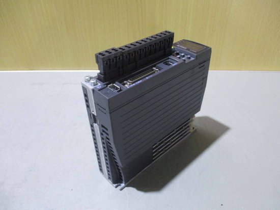 中古 KEYENCE ACサーボシステム SV-005P2 50W - growdesystem