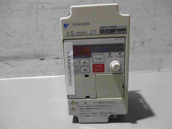 中古 YASKAWA Vs mini J7 CIMR-J7AA20P2 インバータ 200V 3 PHASE 0.2KW - growdesystem