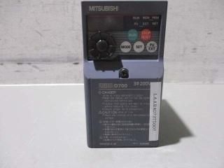  MITSUBISHI FREQROL-D700 INVERTER FR-D720-0.4K С  200V