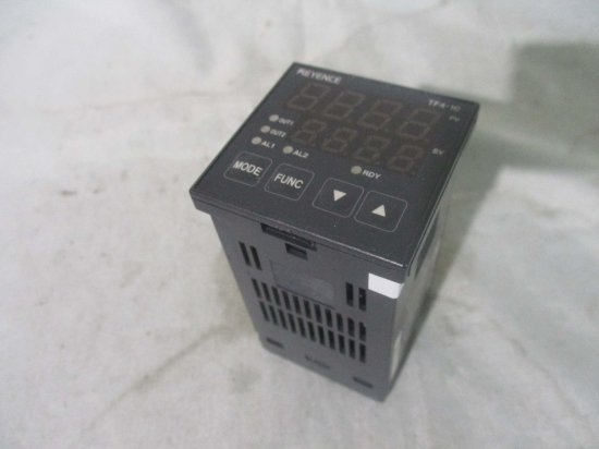 中古 KEYENCE TEMPERATURE CONTROLLER TF4-10 温度調節器 - growdesystem